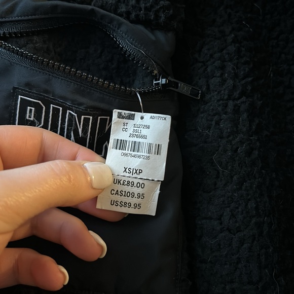 Reversible Sherpa Jacket - Picture 5 of 7